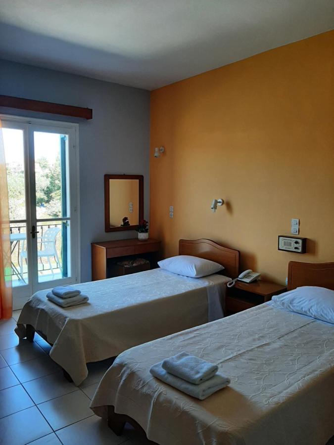 Ammousa Hotel Apartments Lixouri Exteriör bild
