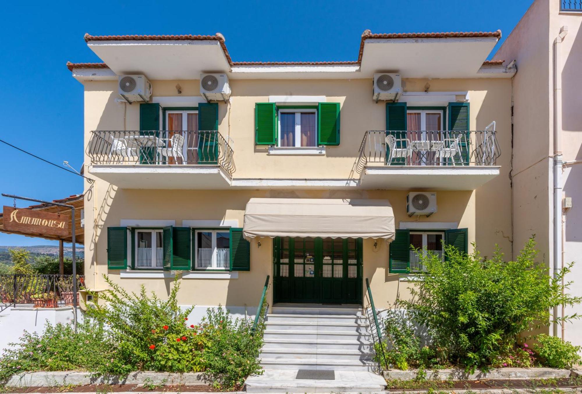 Ammousa Hotel Apartments Lixouri Exteriör bild